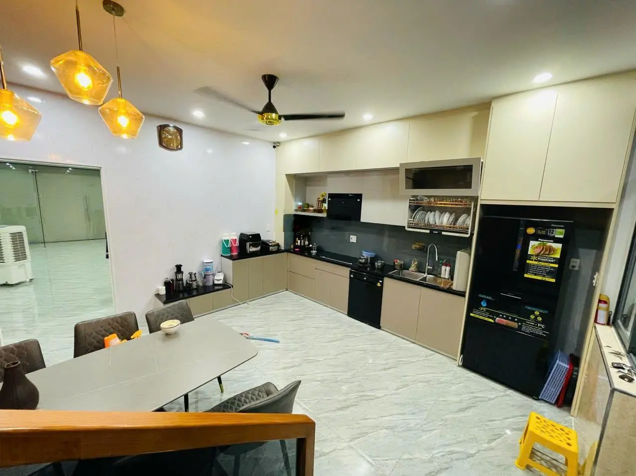 Bán nhà shophouse 3 tầng Lý Nhật Quang