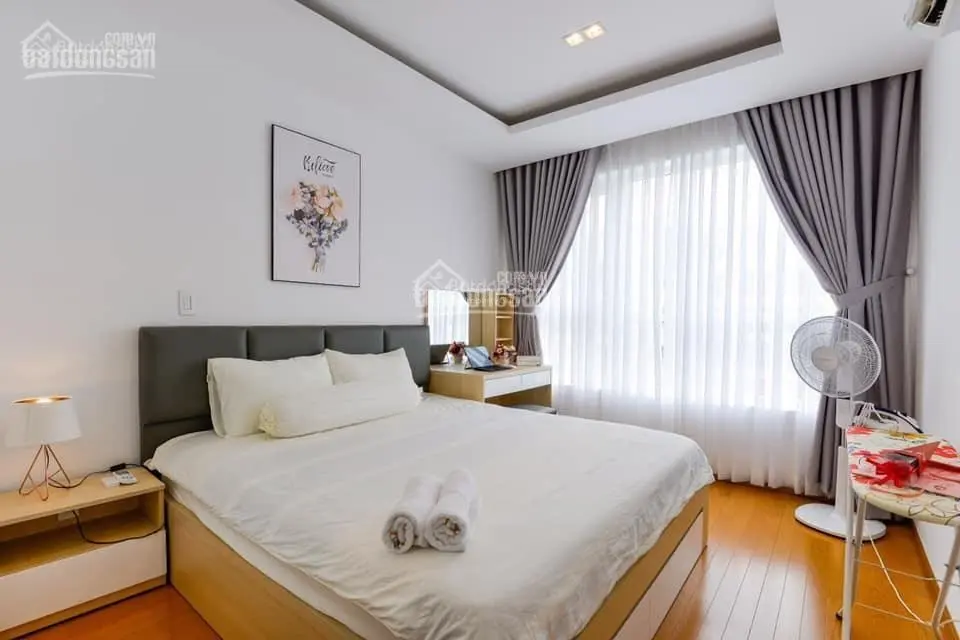 Cần bán gấp CHCC Res Green 60m2 2PN, full NT giá 3.45 tỷ có sổ,LH: 0989 236 *** HOA