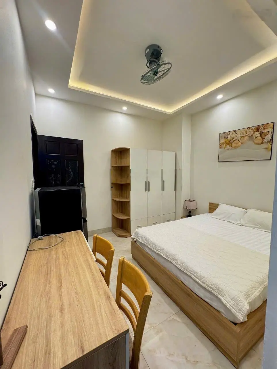 Bán toà căn hộ 5 tầng mặt biển trường sa ngũ hành sơn diện tích: 100m² (ngang 5m)