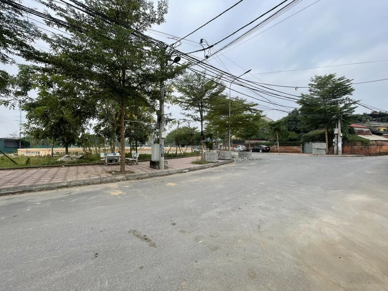 Ngõ oto vào đất cách bìa làng hồ điều hoà 30m giao thông đường Võ Văn Kiệt - 64m2 Nam Hồng Đông Anh