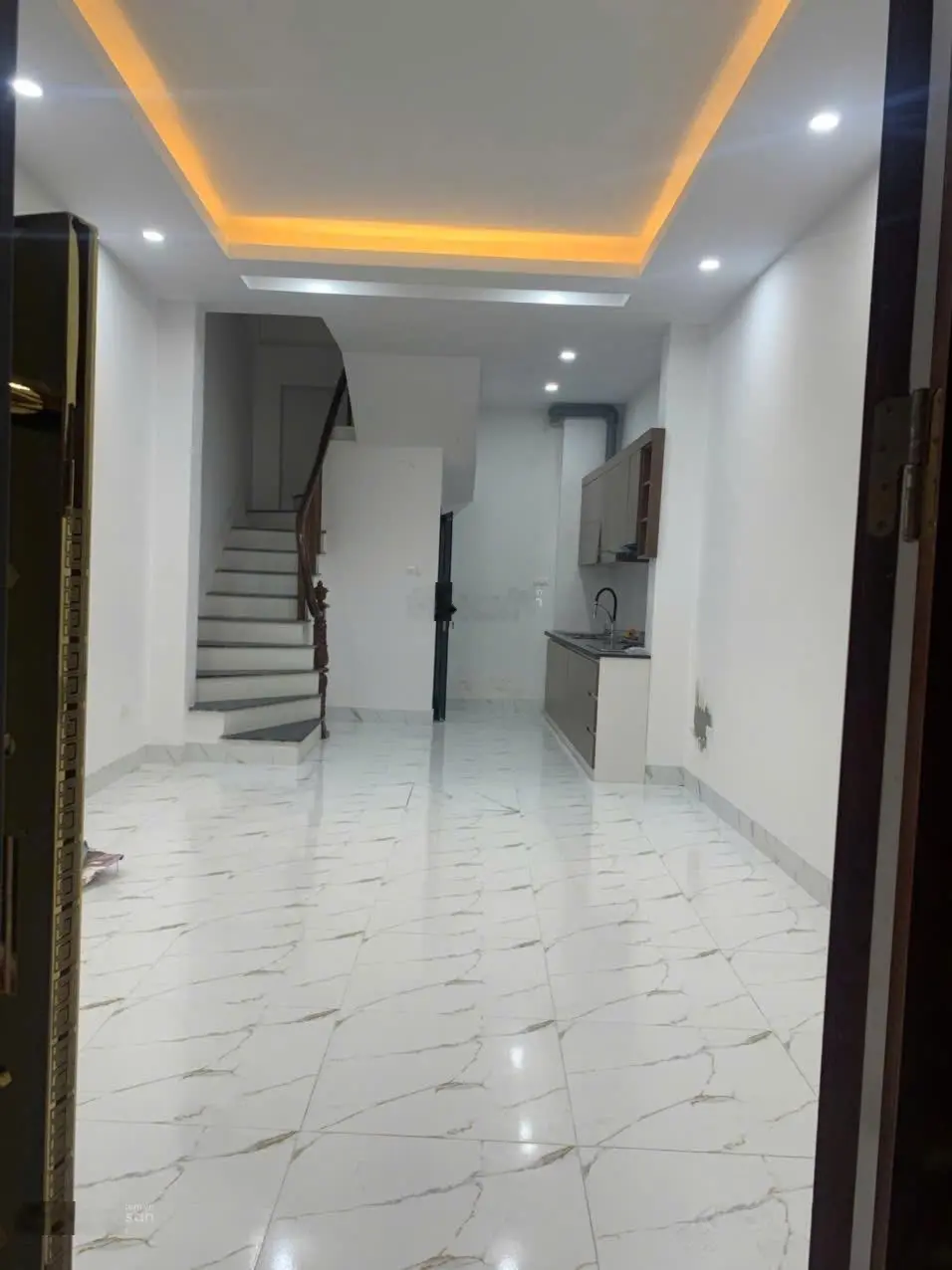 Nhà mới đẹp đón tết DT 33m2 x 5 tầng - MT 3.6m - Ngõ 120 Dương Văn Bé - Giá 6.9 tỷ