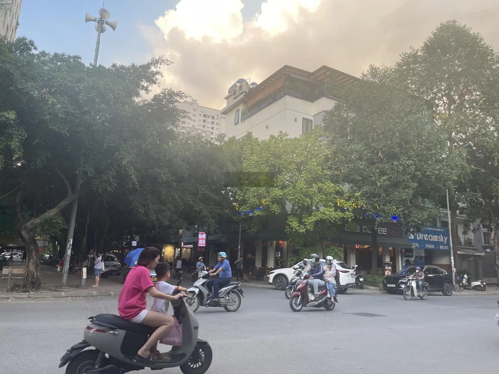 XA LA - HÀ ĐÔNG-Từ hơn 13 tỷ-Nhà 7 Tầng-thang máy-Nhà liền kề-Dịch vụ-Diện tích 77m2-mặt tiền 5m.