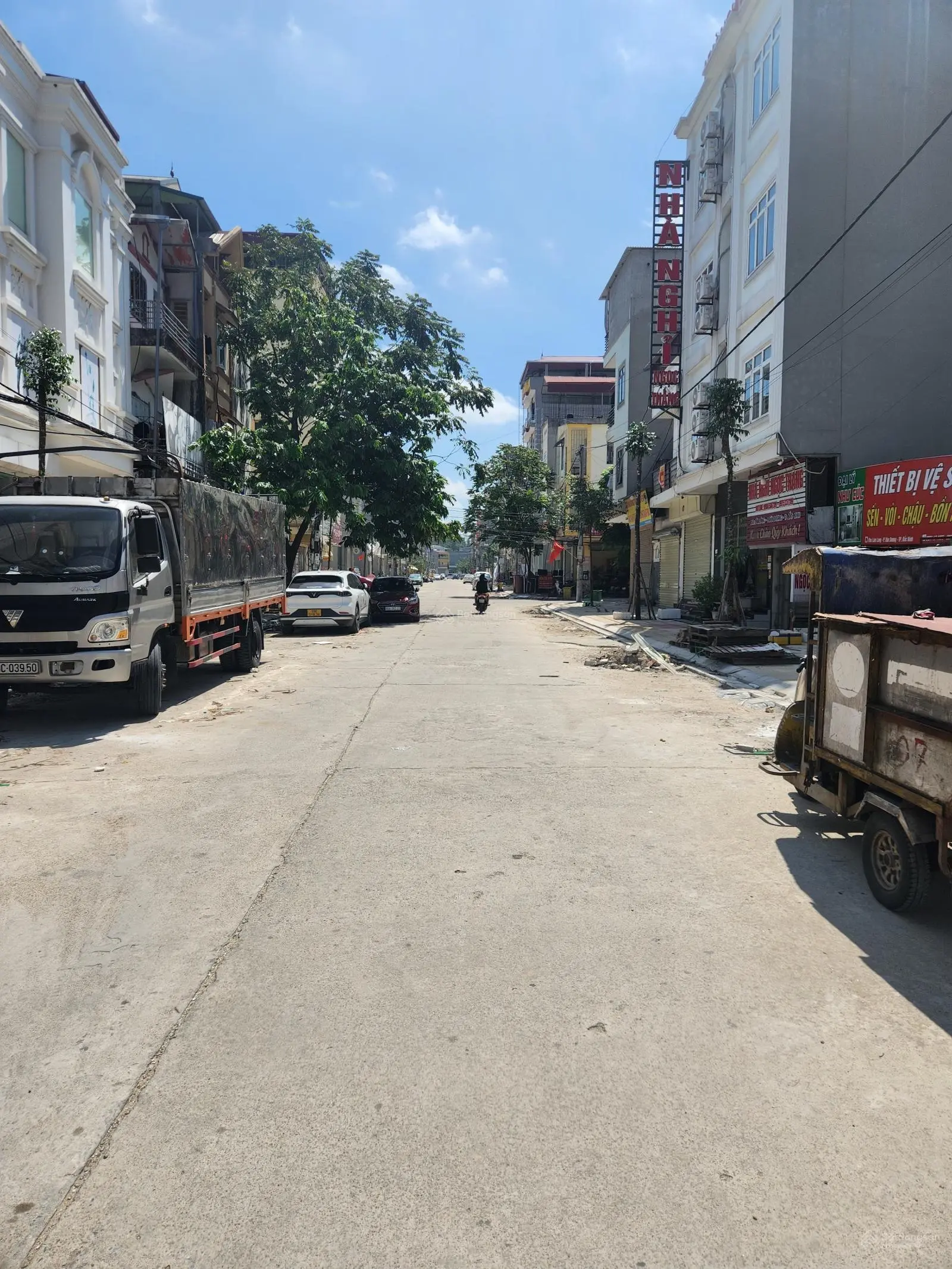 Bán nhà 3 tầng kiên cố tại giãn dân Lãm làng