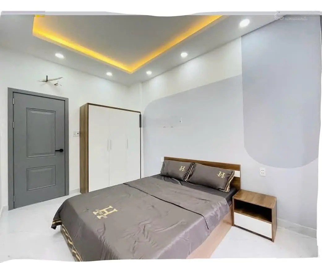 Chủ nhà cần bán gấp căn Phan Xích Long, P2, Phú Nhuận, giá 3tỷ990 DT 82,5m2, HĐ thuê 20tr/th