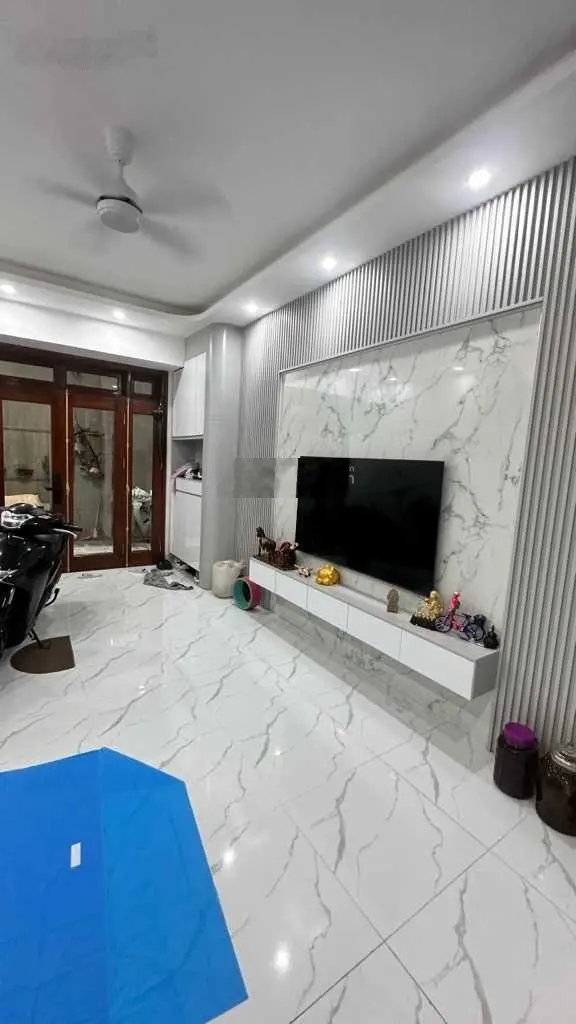 Bán nhà phường Xuân Tảo, gần Kosmo Xuân La. Ngoại giao đoàn, 33m x6tầng, mặt tiền 3,5m, giá 5,9 tỷ