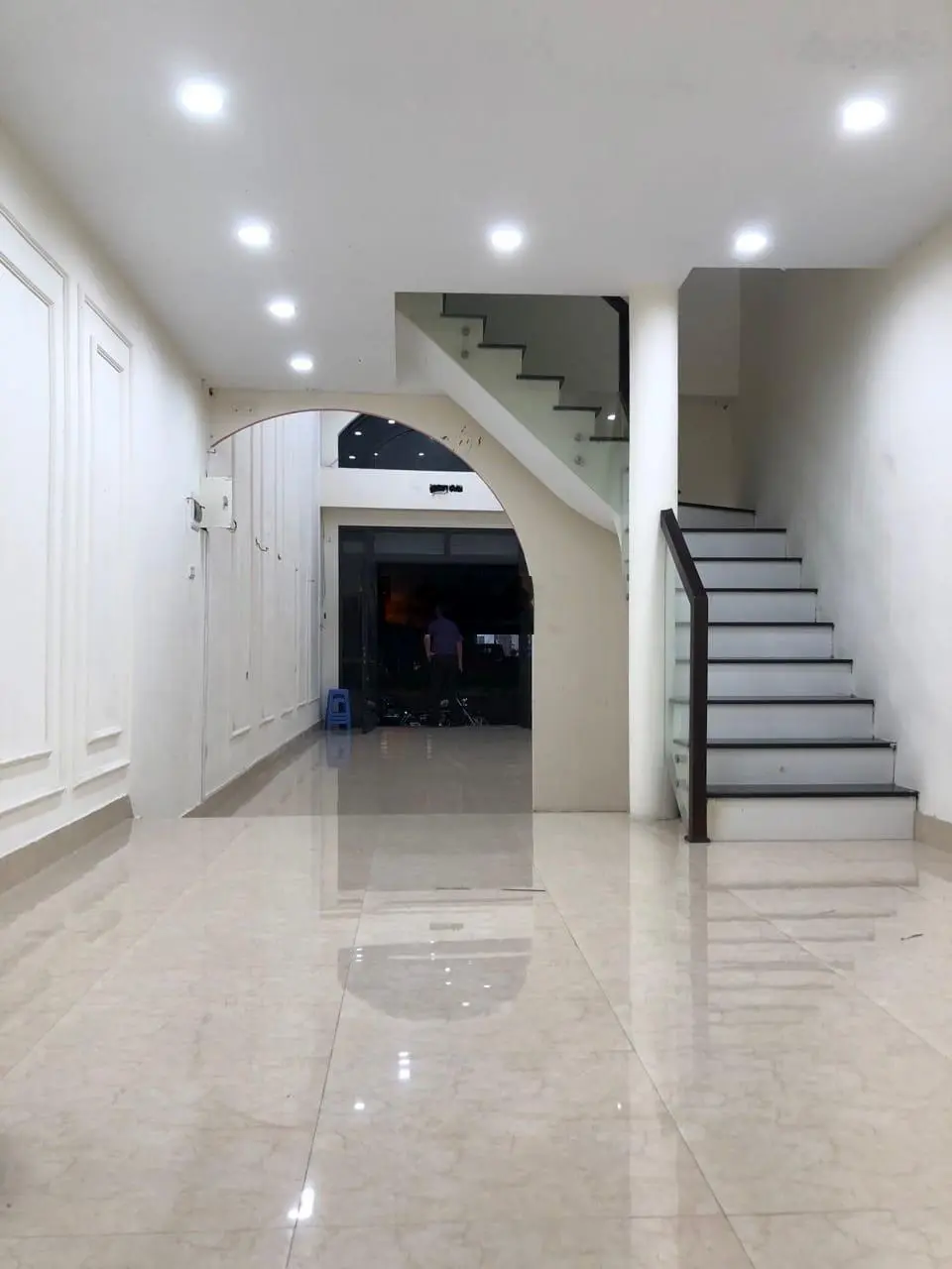 Siêu phấm mặt phố vip long Biên 64m 5 tầng, mặt tiền 4m, KD VP đỉnh của chóp, giá hơn 20 tỷ chưa TL