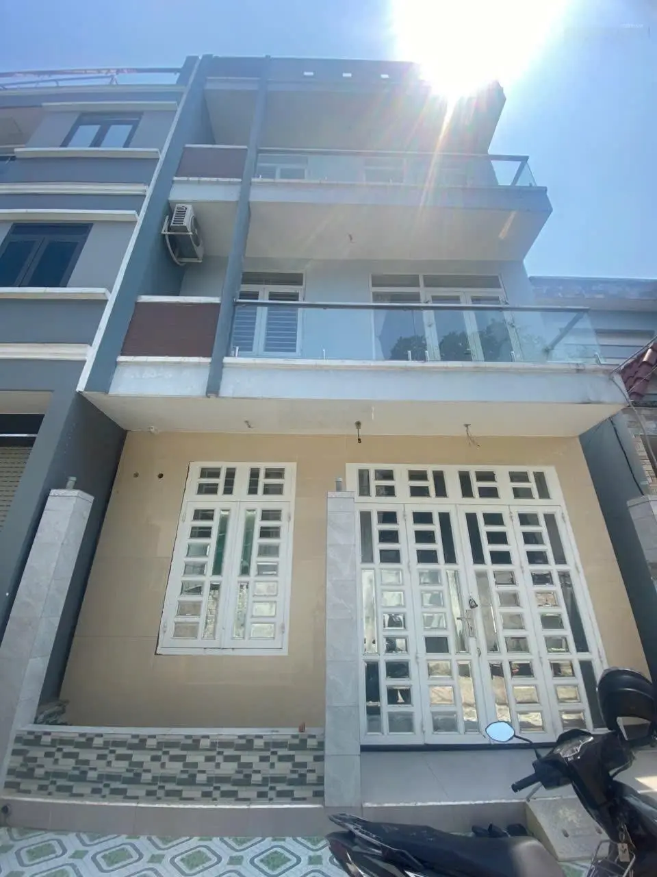 Bán nhà 4 tầng ngay võ văn ngân, linh chiểu. sau lưng kho bạc thủ đức.
