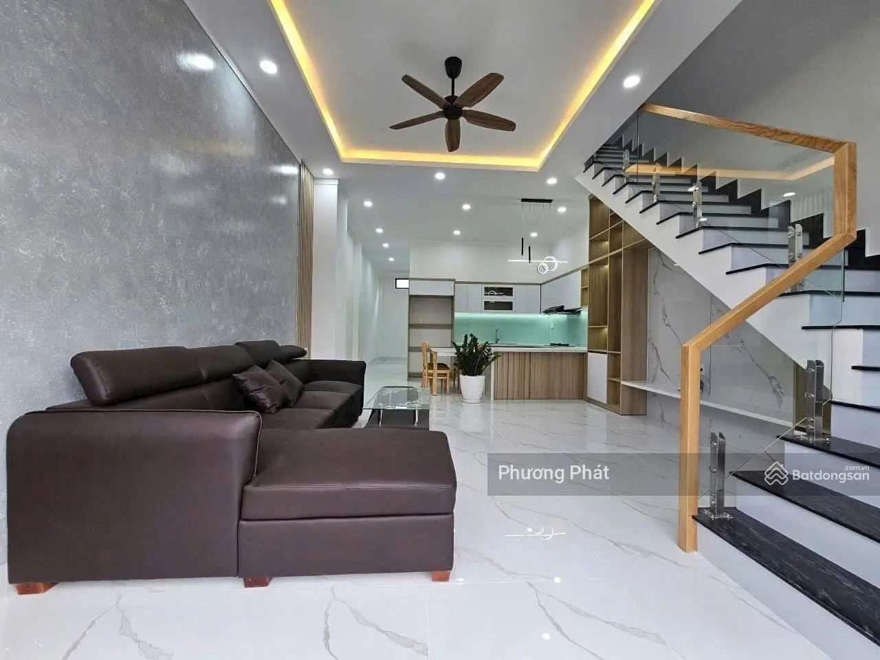 Bán Gấp Nhà 1 trệt 1 lầu sân xe hơi gần cổng sau văn miếu Trấn Biên, TT 600tr Nhận Nhà Ở Ngay