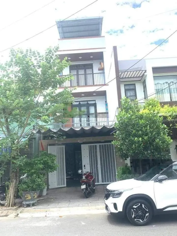 Bán nhà 4 tầng mới hiện đại gần biển Đà Nẵng giá rẻ đầu tư sinh lời cao
