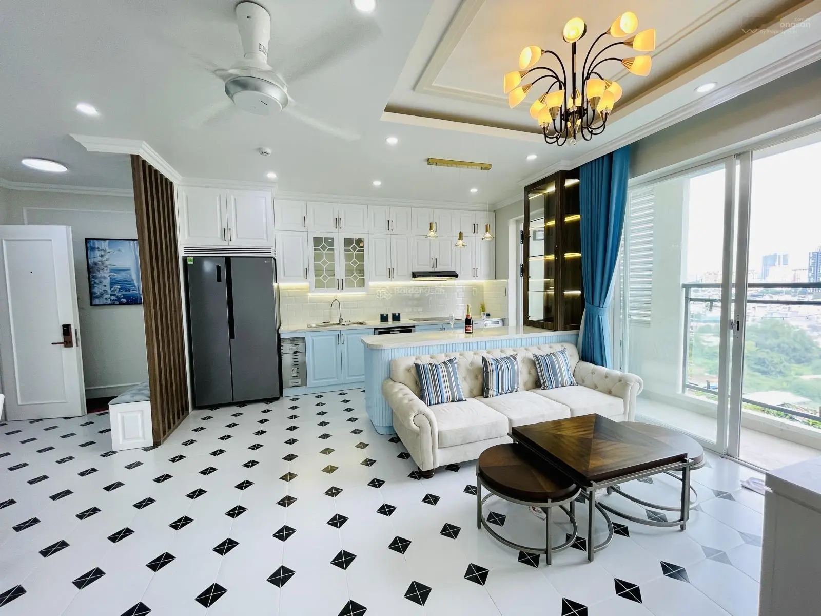 Căn hộ Florita, Hoàng Trọng Mậu, Q. 7 - 79,5m2 (2PN + 2WC) - nhà decor đẹp, cao cấp - view Q.1
