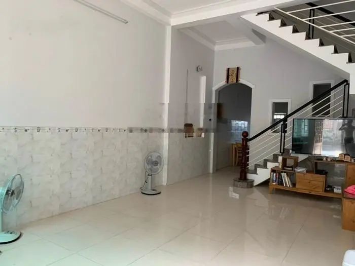 Bán nhà riêng 3 tầng kiên cố, Dương Đình Hội, Đỗ Xuân Hợp Phước Long B 80m2 (5*17m), 6 tỷ
