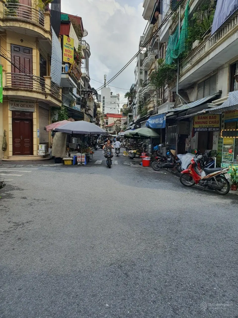 Bán nhà phố Sơn Hòa đang cho thuê 10tr/th tại trung tâm TPHD, S176m2, giá 10.3 tỷ, 0979 020 ***