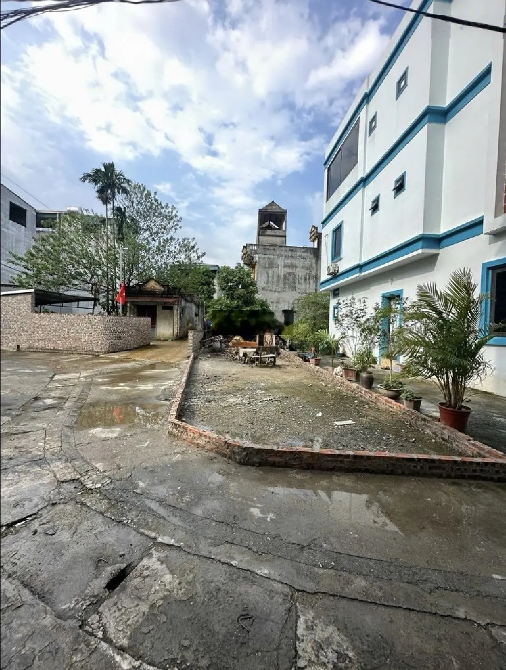 Mảnh đất vàng 53,4m - ô tô thông tại thôn đông tây - vân nội - lô góc.