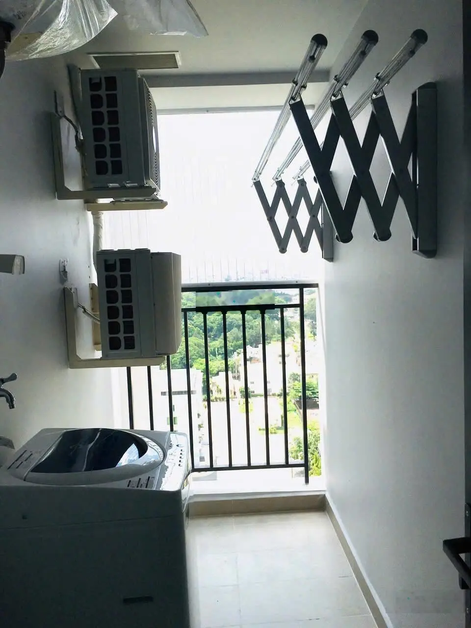 Bán căn hộ Botanica Premier, 2PN, 2WC, 69m2, View Hồng Hà, giá: 4 tỷ 2, LH: 0908 435 ***