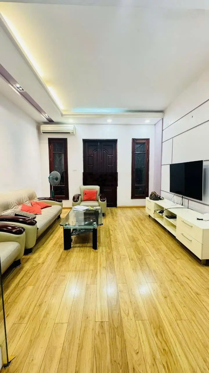 BÁN NHÀ ĐẸP NHẤT NGUYỄN CHÍ THANH_ĐỐNG ĐA_ĐƯỜNG RỘNG THÊNH THANG, DT 65M_5 TẦNG, MT: 4,5M_HƠN 15 TỶ
