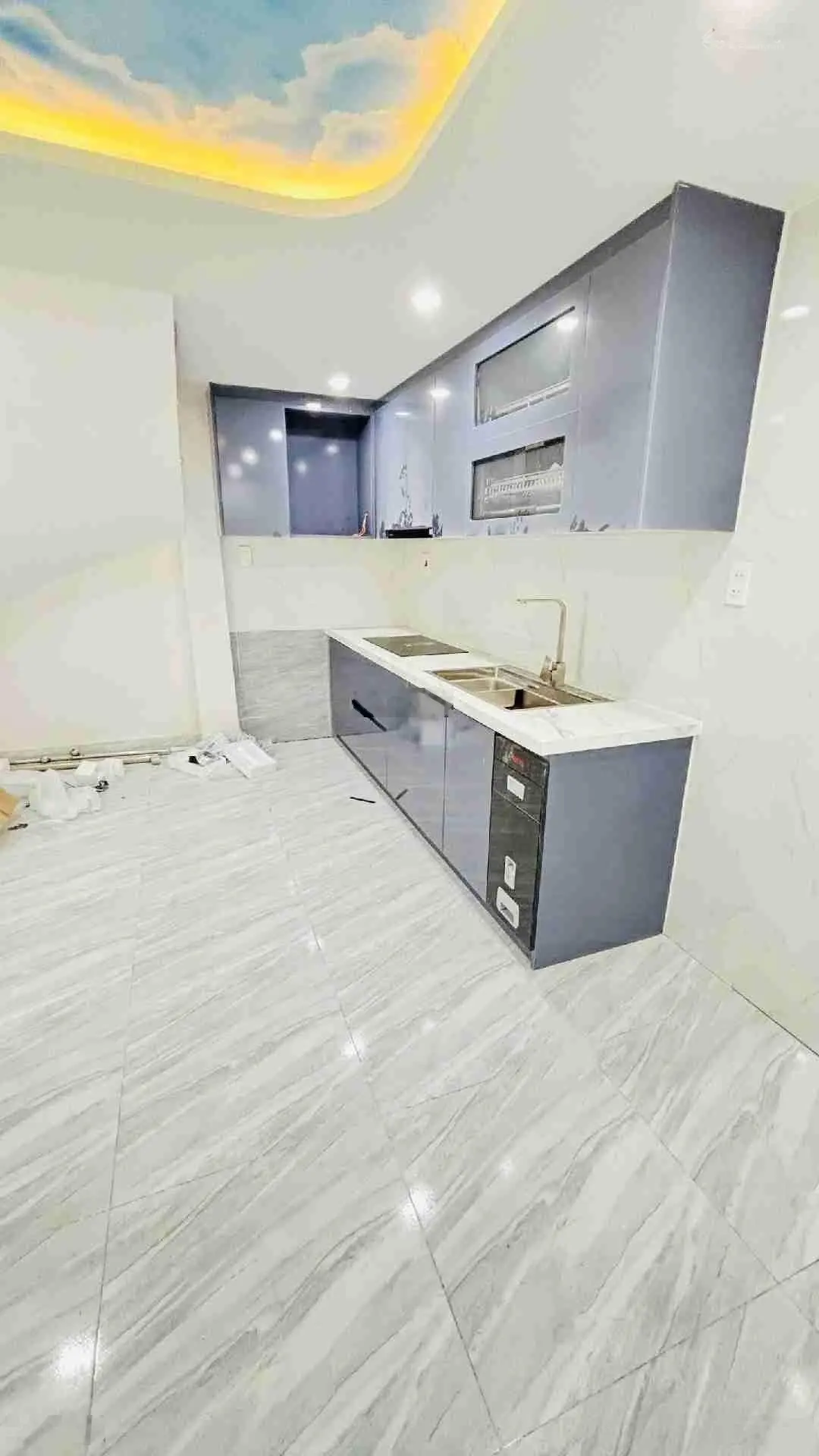 Chuyển nhượng nhà Đặng Đình Vân giao trục Nguyễn Tất Thành vị trí vip