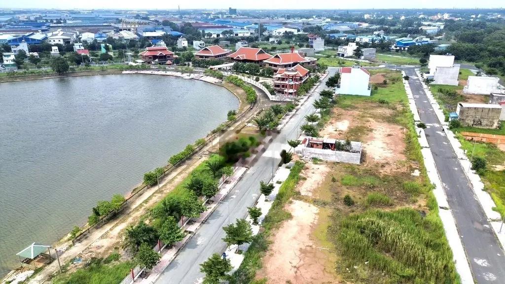 Đất Biệt Thự Đẹp View Hồ - Đối Diện Nhà Hàng - Tiềm Năng Tăng Giá Cao.