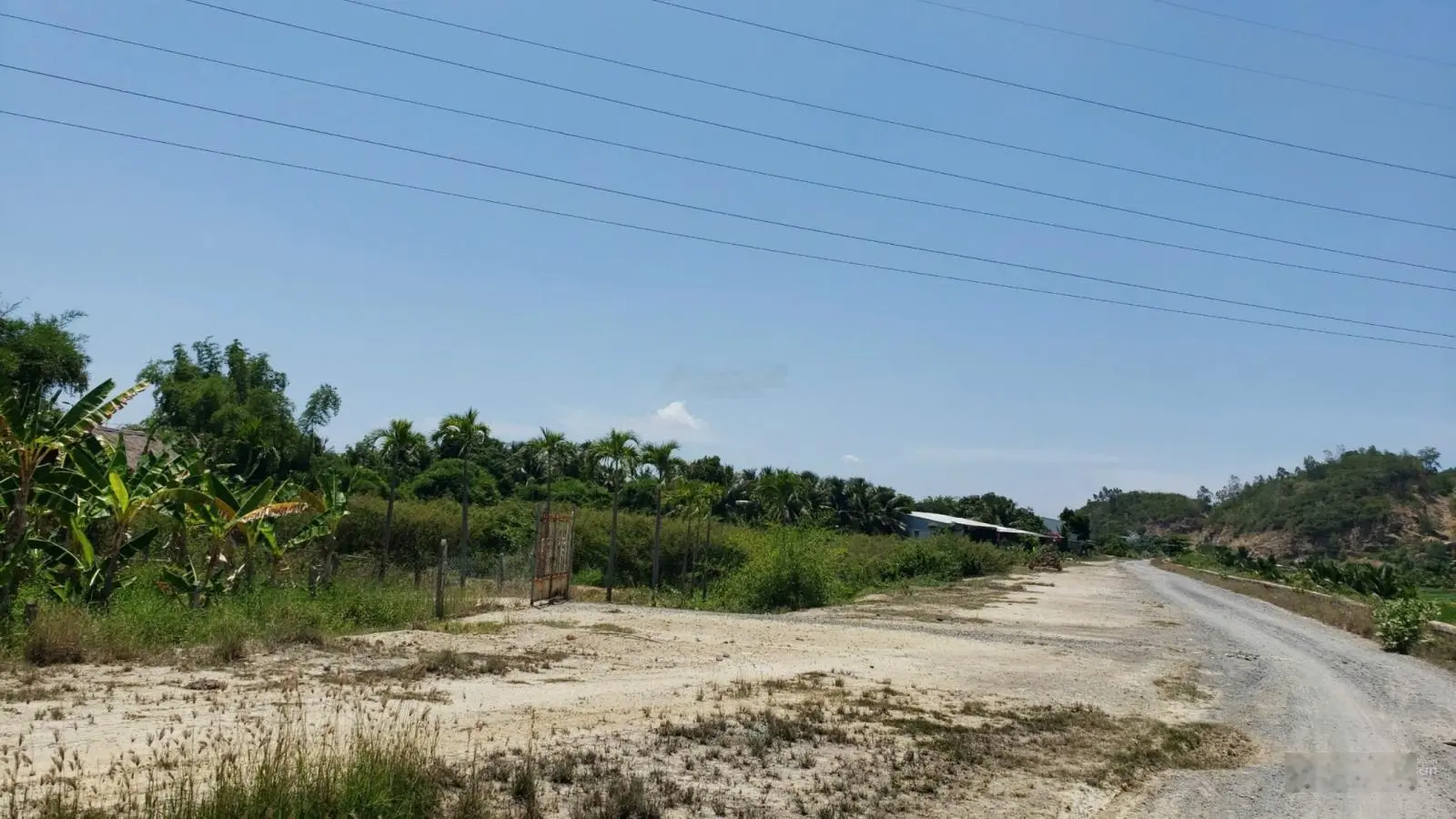 Bán đất 1.992,4 m2 sát cầu Sông Tắc, view Sông - Võ Nguyên Giáp - Vĩnh Trung - Nha Trang (12tr/m2)