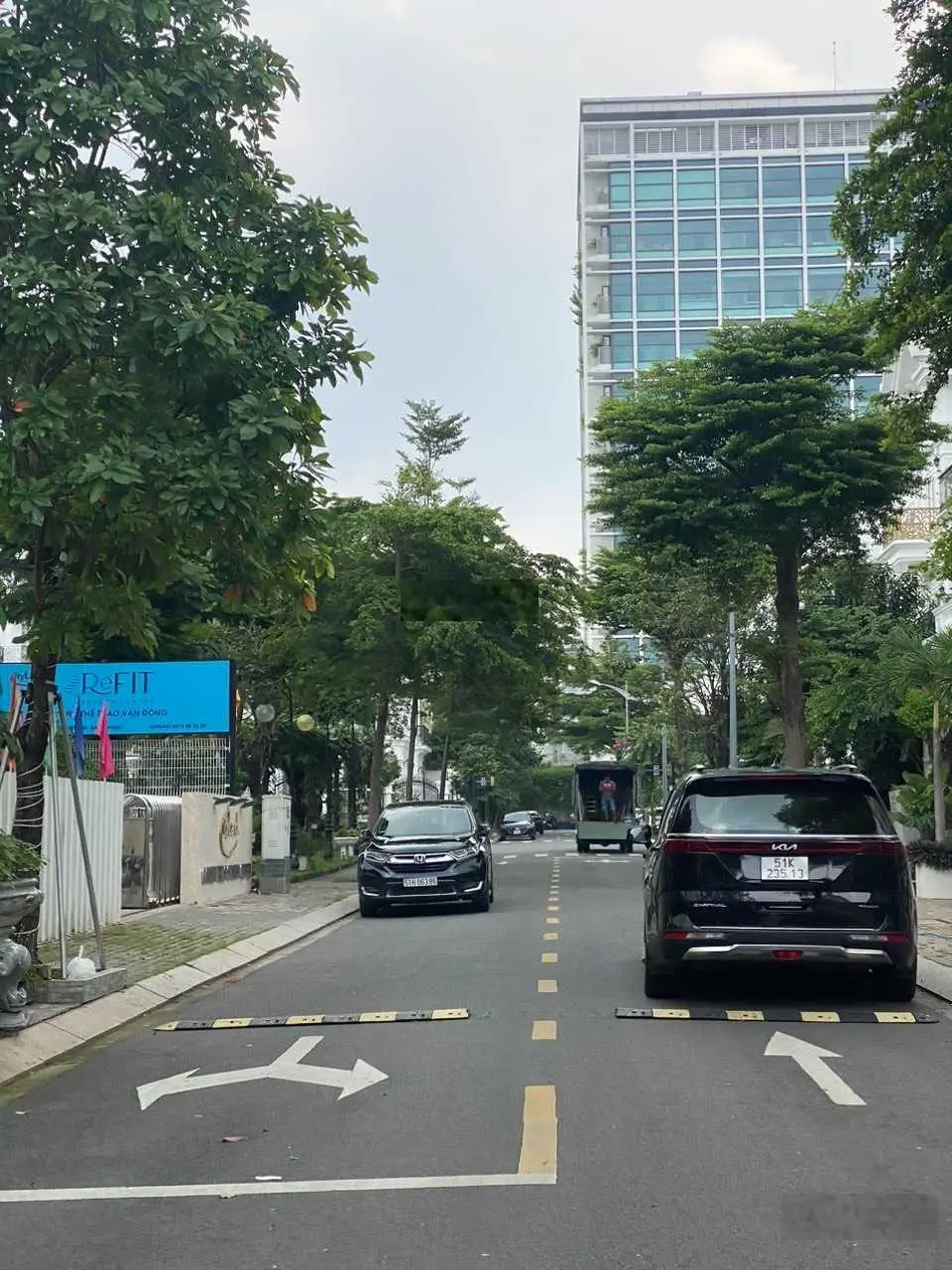 Chính chủ bán căn nhà Đinh Bộ Lĩnh thông Bùi Đình Túy 4 tầng 4,2x20m LH 0908 518 ***