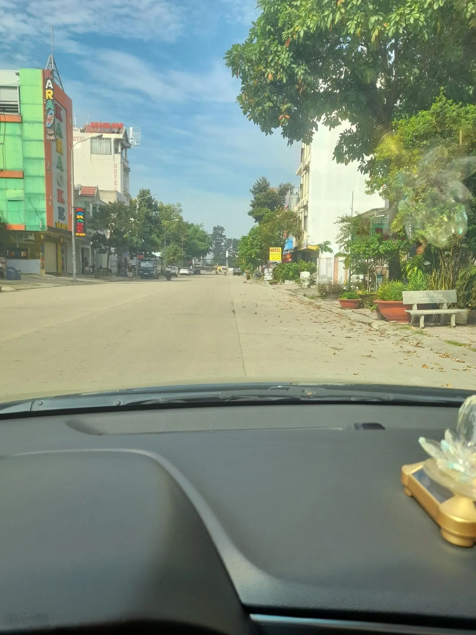 Bán nền đất đường N5 khu trung tâm thương mại Sóng Thần Dĩ An Bình Dương LH 0937 147 ***