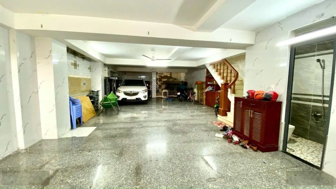 Biệt thự tân cổ điển gần chợ Dĩ An 1 và làng đại học quốc gia p. Đông Hòa BigC Go Tp. Dĩ An