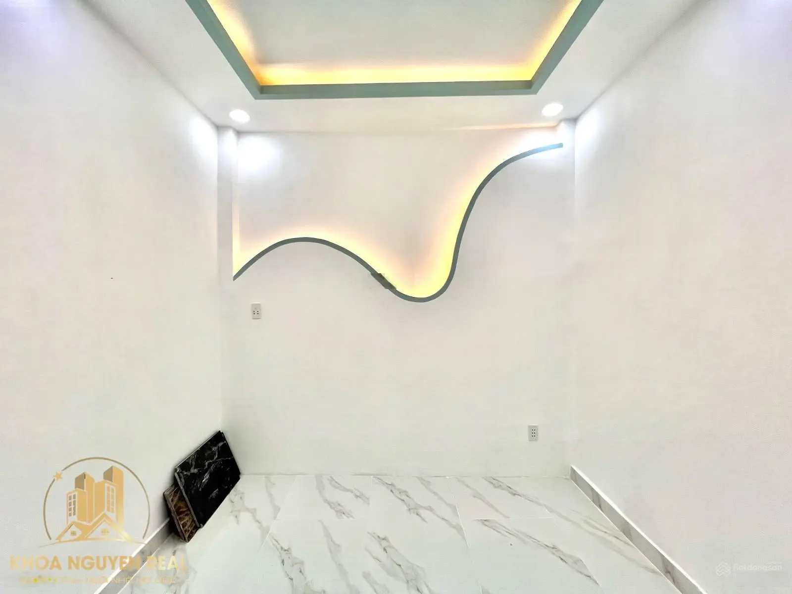 Nhà đẹp mới kdc tôn thất thuyết, phường 4 quận 4 - 3.3x12m - giáp quận 1