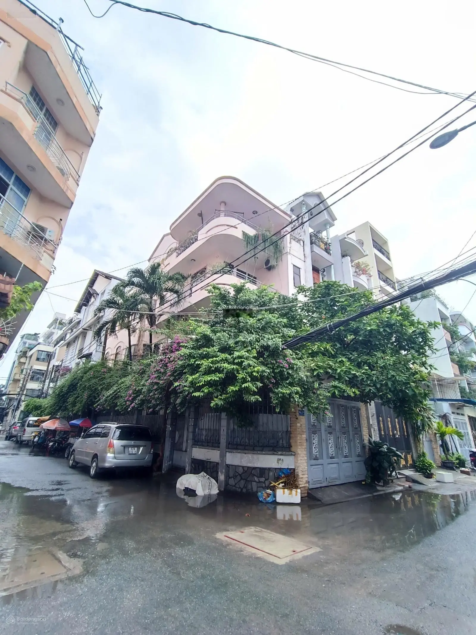 Bán gấp văn gốc 3 mặt tiền Nhà đẹp 5 tầng - 3 mặt thoáng - Hẻm XH gần Nguyễn Văn Trỗi