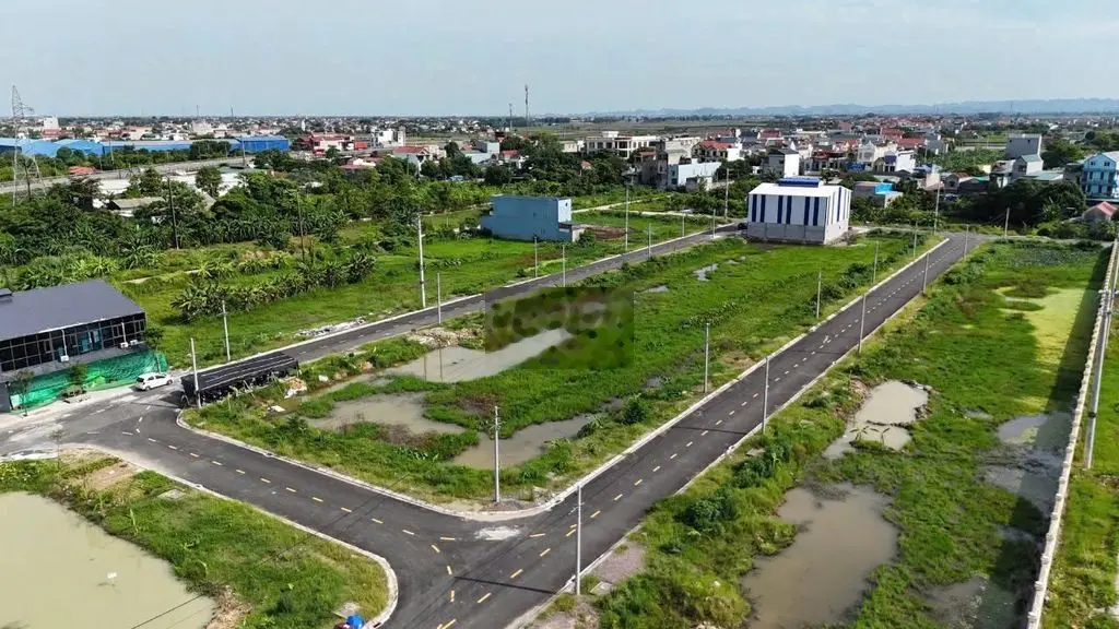 Cần bán 2 lô đất chính chủ full thổ cư đối diện cảng quốc tế Phúc Lộc