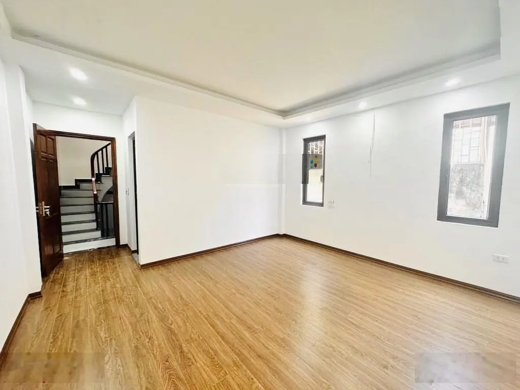 Bán nhà Phố Chính Kinh 40m2 6 Tầng Thang Máy Ngõ 3M 20M Ra Phố Quan Nhân Nhà Xây Mới Giá Chỉ 8 Tỷ