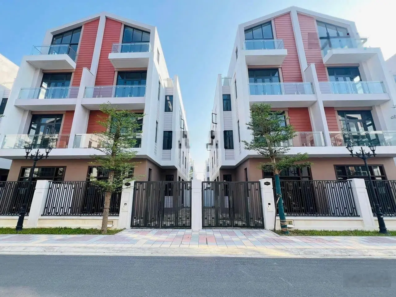 Siêu phẩm Tứ Lập Ánh Dương chiết khấu tận 22%. Đầu tư chỉ có lãi. Ở thì đối diện biển view đẹp