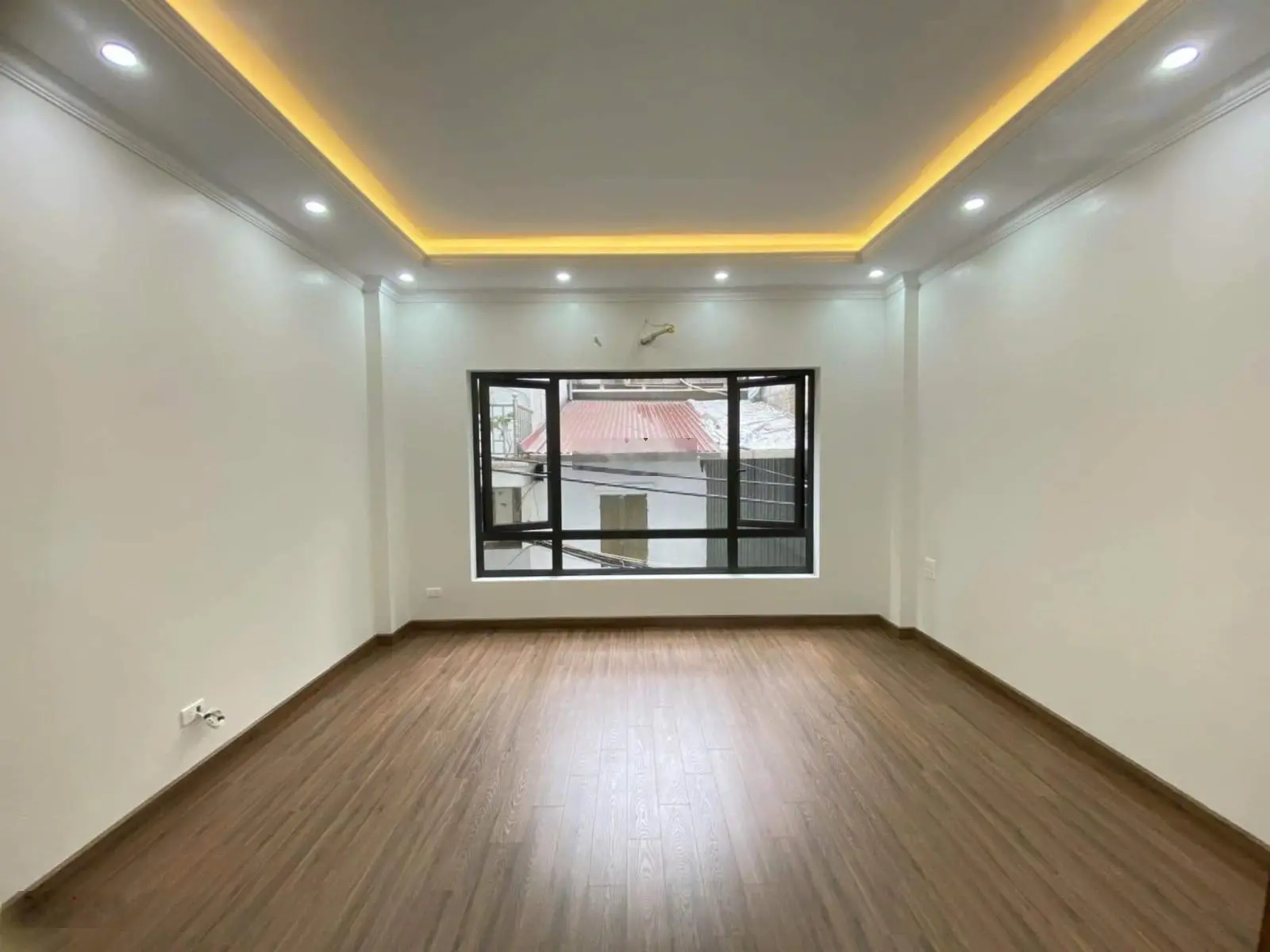 Còn sót một căn nhà đẹp Tả Thanh Oai làng Tó 36m2 4 tầng chỉ 3.3 tỷ. Gần ô tô nhà dân xây