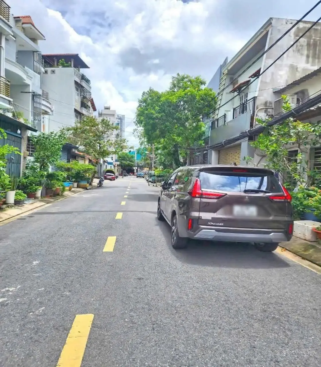 NHÀ TRỆT LẦU ĐƯỜNG 10M GẦN NGUYỄN THỊ THẬP, SHR.