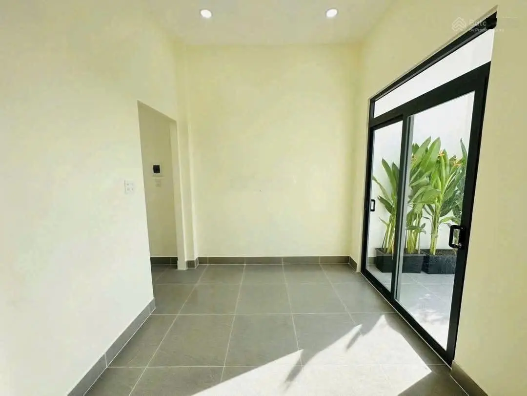 Nhà phố 4m x 14m. Xây 1 lửng 3 lầu Full nội thất 1/ Hẻm 9m thông Trần Thị Hè ( HT42)