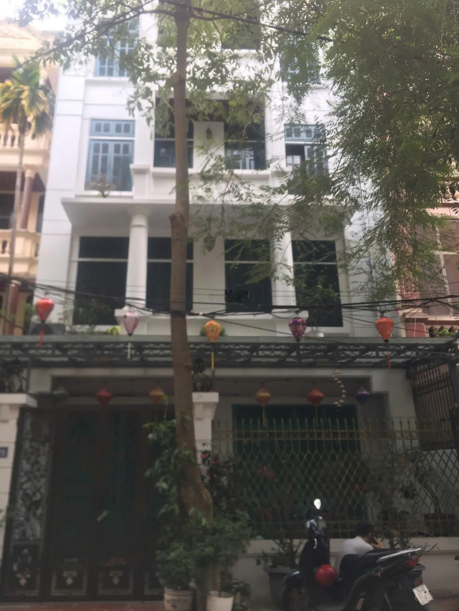 Bán nhà riêng tại Trần Khát Chân, 11,9 tỷ, 40m2, 4PN, 4WC, 5 tầng 3Bước Ra OTo