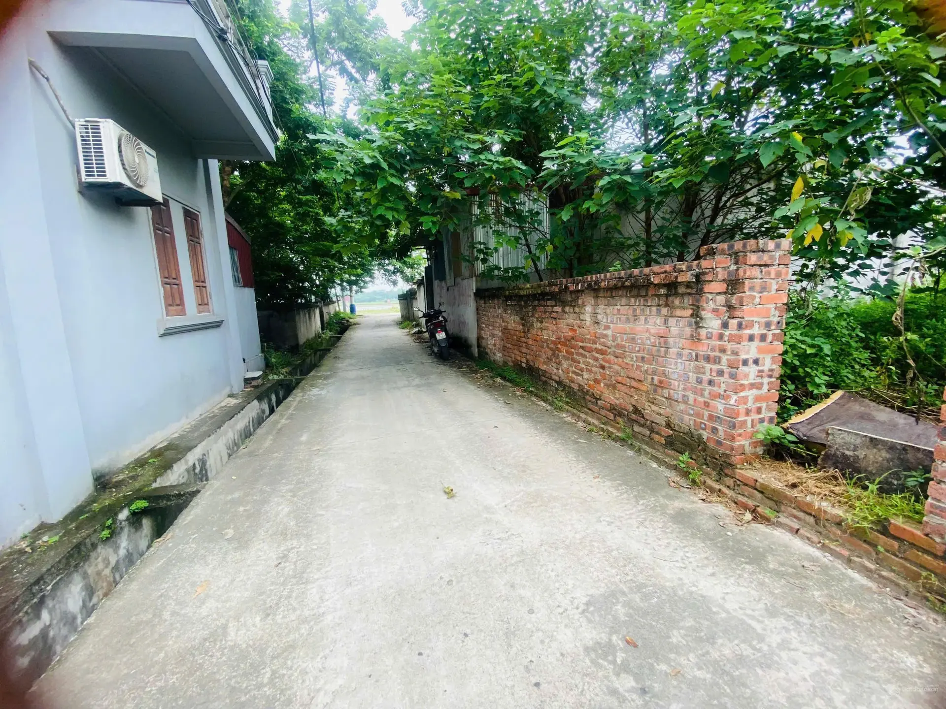 Bán lô gốc 100m2, MT 6m tại Làng Nghĩa Vũ, Dục Tú, Đông Anh