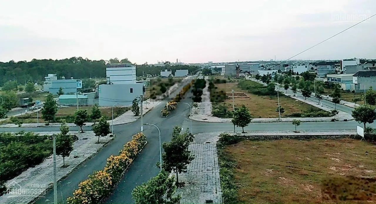 Cần bán gấp lô góc đẹp 210m2 hướng Đông và hướng Bắc. Vị trí đẹp khu dân đông tại KDC An Thuận LT
