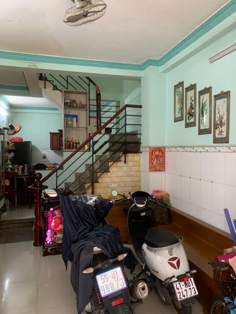 Bán gấp nhà riêng 6,5 tỷ, 36m2, 4PN, Phạm Đình Hổ, Q6, HCM