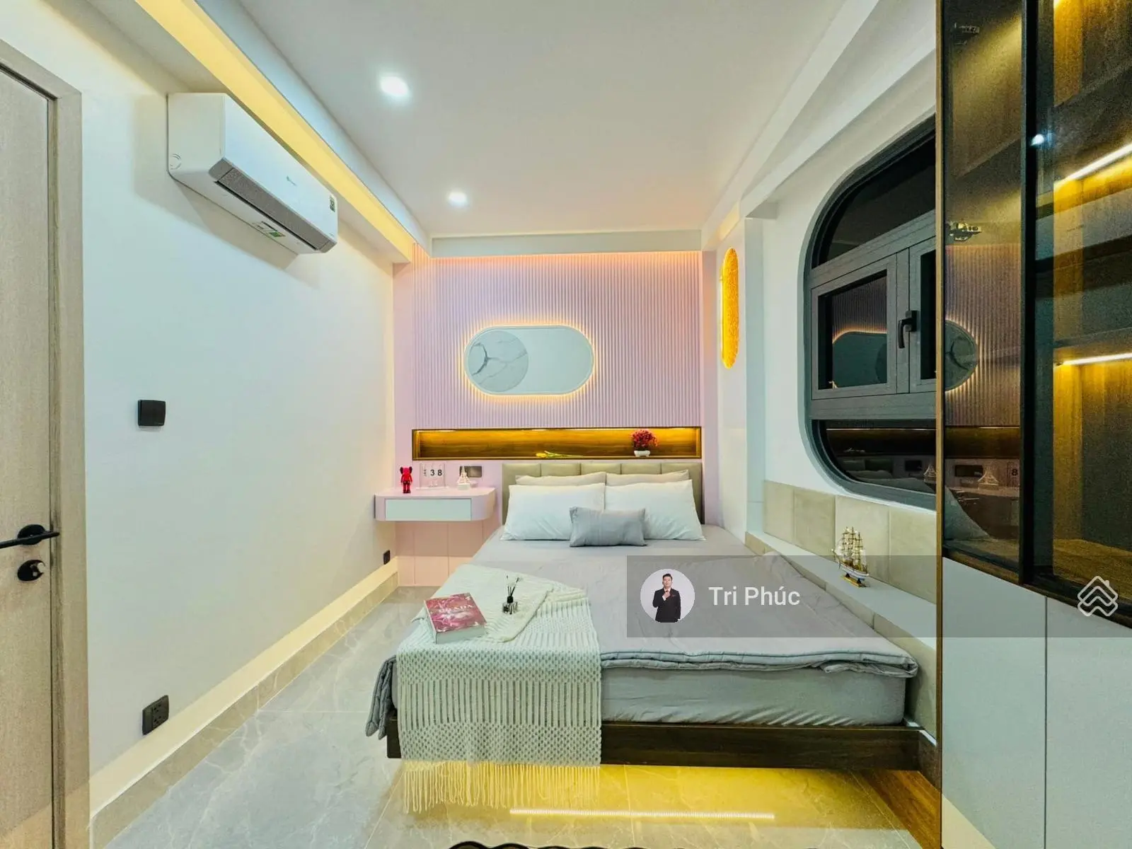 Siêu phẩm - Ngay Phan Xích Long, Phú Nhuận, 4 tầng, hẻm xe hơi, full nội thất chỉ hơn 8tỷ TL