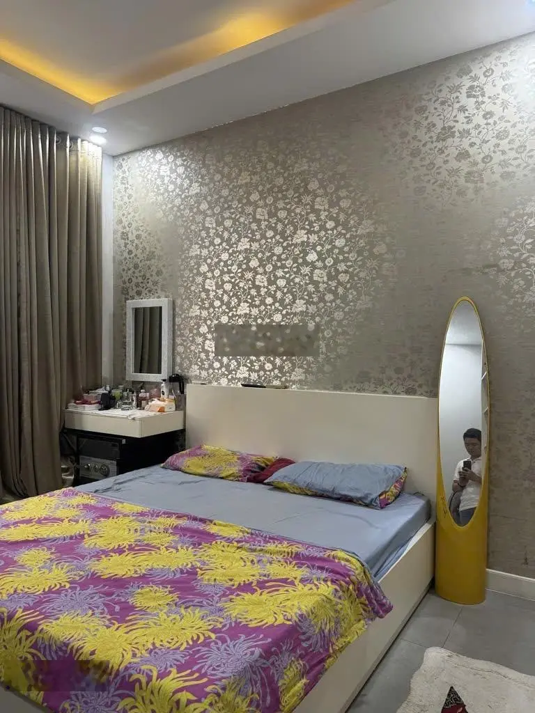 Bán nhà mặt tiền Lạc Long Quân Tân Bình 75m2 5 tầng thang máy, 19,45 tỷ