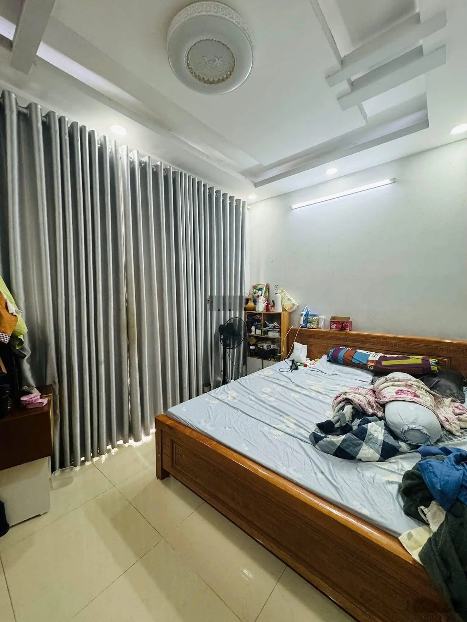 Nhà sẵn HĐT 13,5tr Đ. Trần Hưng Đạo, P. Cầu Kho, Q. 1. 52,4m2. Hẻm 5m