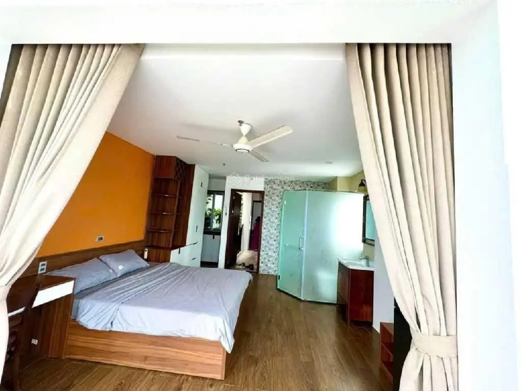 Bán tòa căn hộ biển Đà Nẵng - 7 tầng 1 tum