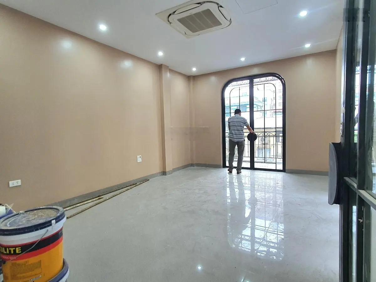 Bán nhà mặt phố lô góc khu đô thị Linh Đàm, Hoàng Mai. Diện tích 105m2, giá thương lượng