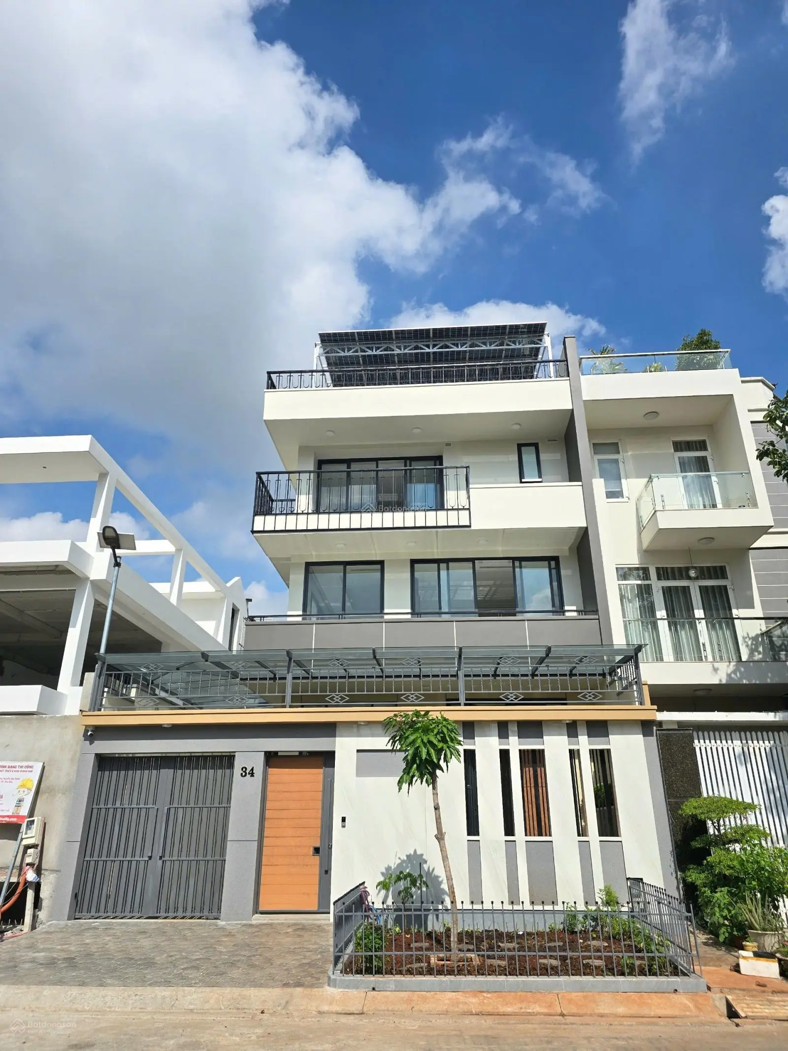 Bán nhà mặt tiền Nguyễn Quý Cảnh - Song Hành Q2, TPHCM, 70 tỷ, 199m2, pháp lý đầy đủ, mặt tiền 20m