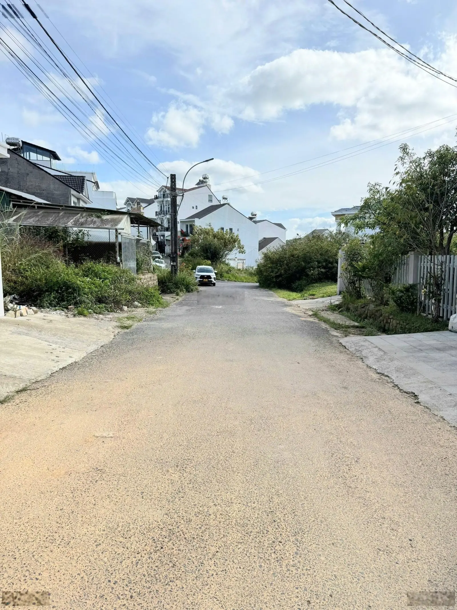 Bán villa view đẹp ngay khu An Sơn - cách trung tâm chỉ 2km - 212.2m2