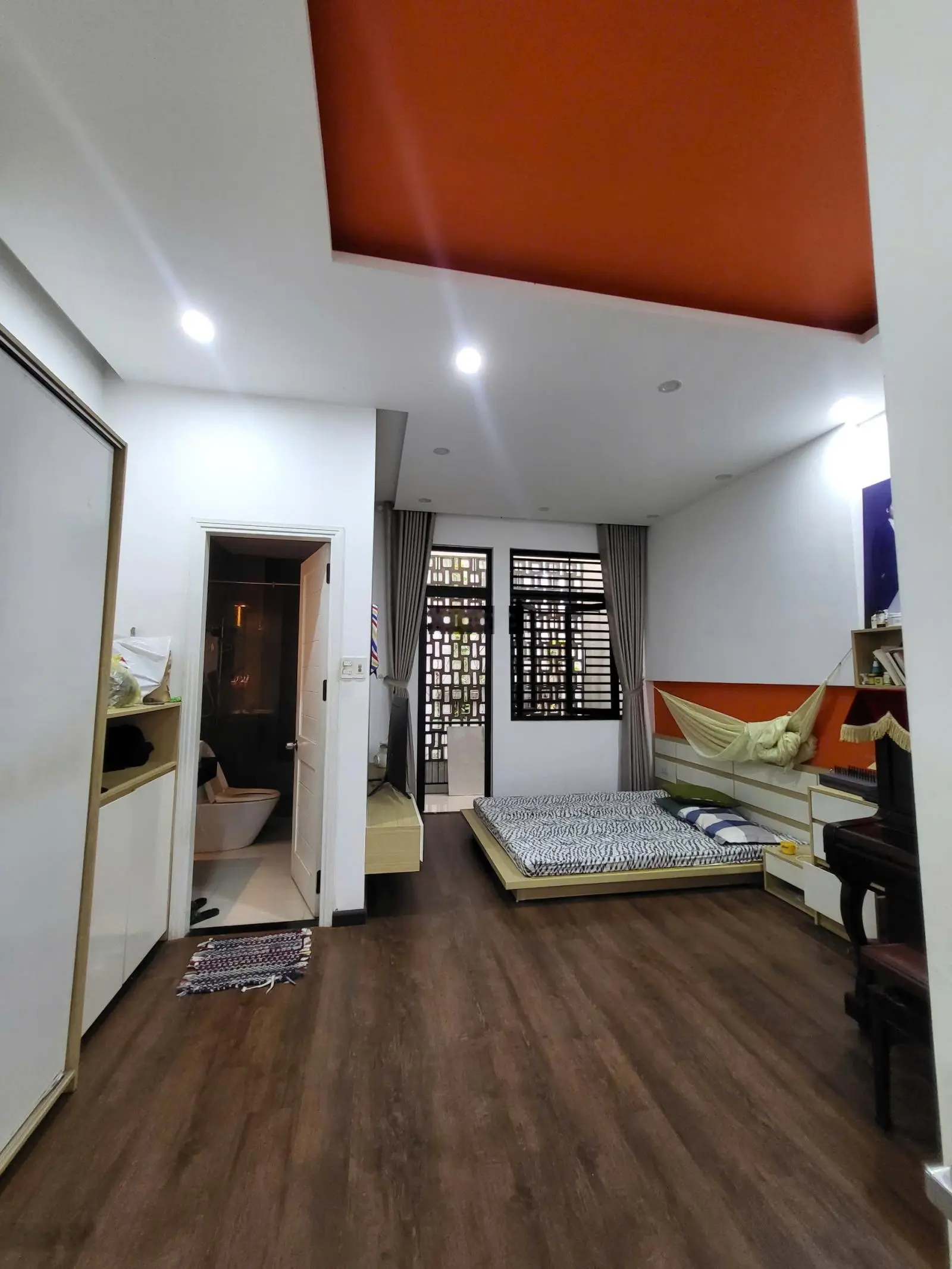Cần tiền gấp nên bán nhà 3 tầng đường Lý Nhân Tông phường Khuê Trung