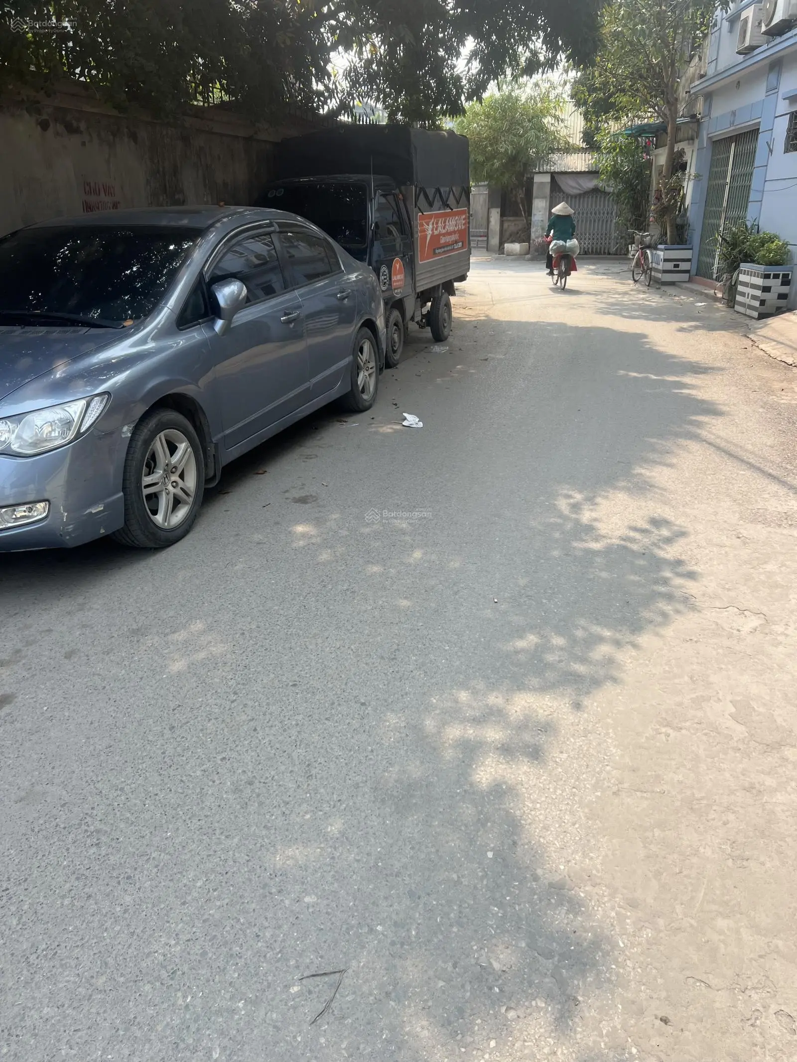 Thạch Bàn - gara ô tô - thang máy - dân xây độc lập 1 căn. Diện tích 45m2 MT 4.5m. Thiết kế 6 tầng
