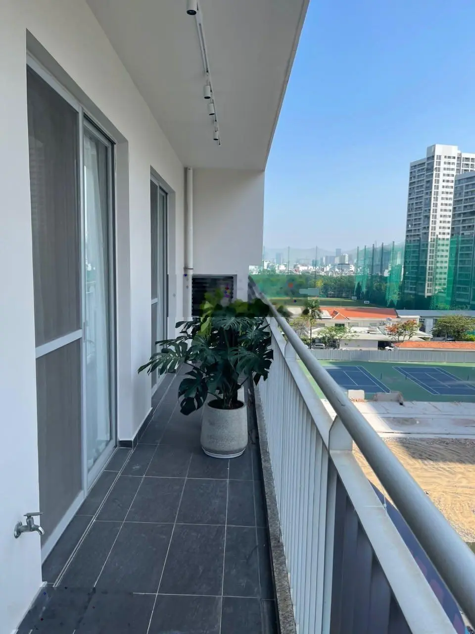 CHUYÊN GIỎ HÀNG CH 3PN SCENNIC VALLEY 1. HÌNH THẬT GIÁ THẬT. A/C LIÊN HỆ XEM NHÀ: 0903 827 *** EM HOÀ