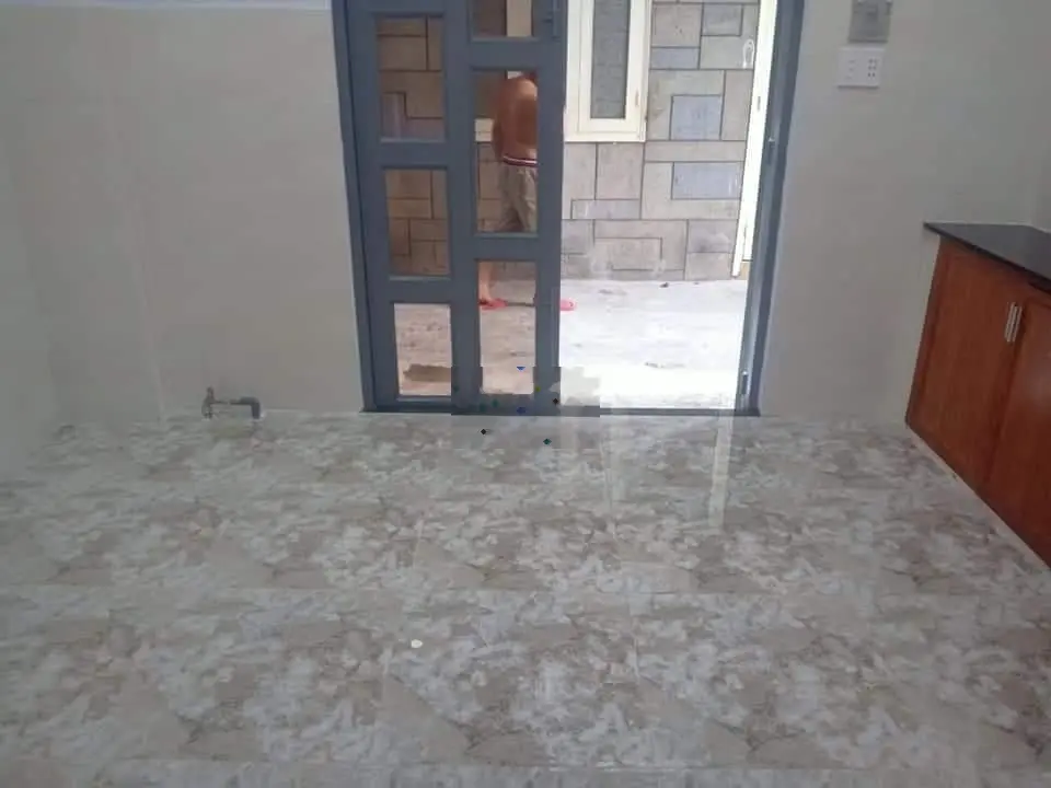 Bán nhà đường Trần Quang Diệu ngay trung tâm Quận 3