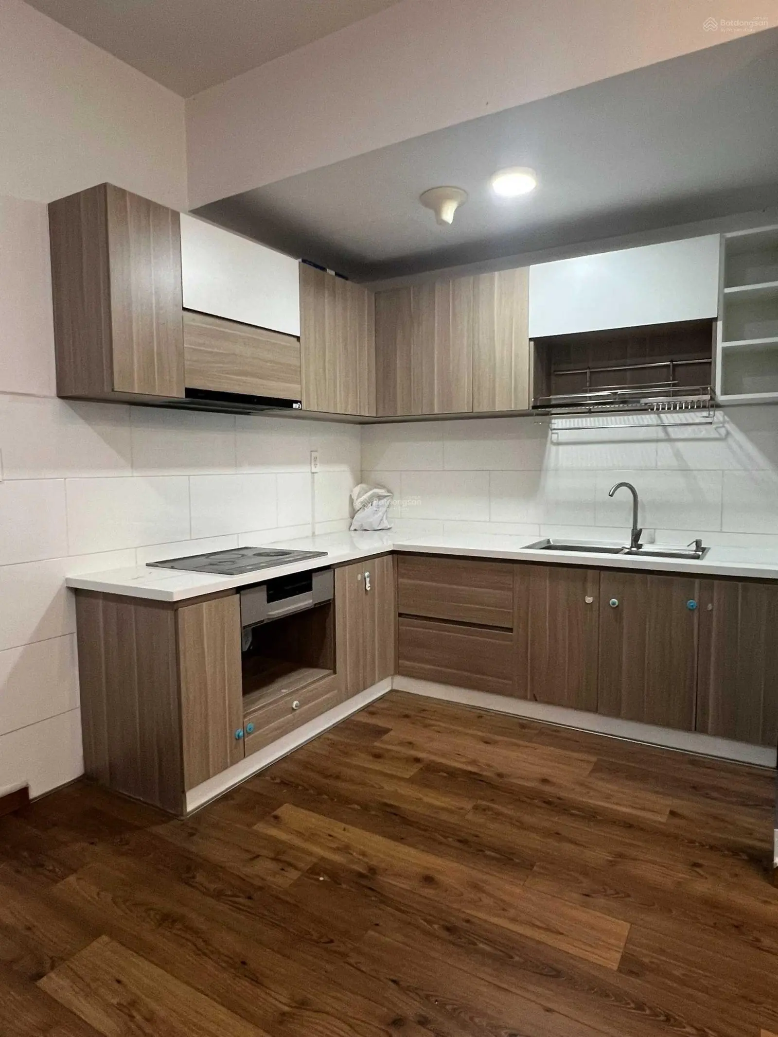 Bán hot - Căn hộ Ruby 2PN full nội thất khu Celadon City, giá 2.83 tỷ