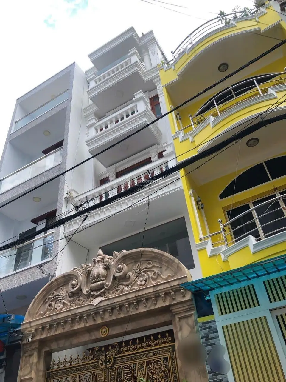 Cần bán nhà full nội thất khu Bình Phú Vip Q6 diện tích 4x17m, 6 PN giá 13,3 tỷ liên hệ 0938 030 ***
